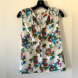 Market and Spruce, floral sleeveless blouse. Size M. Very good condition.